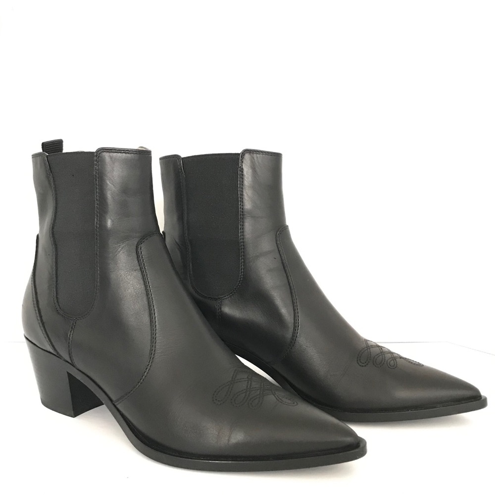 SOLD Gianvito Rossi Milano Austin VIP Black Bootie - Picture 1 of 12